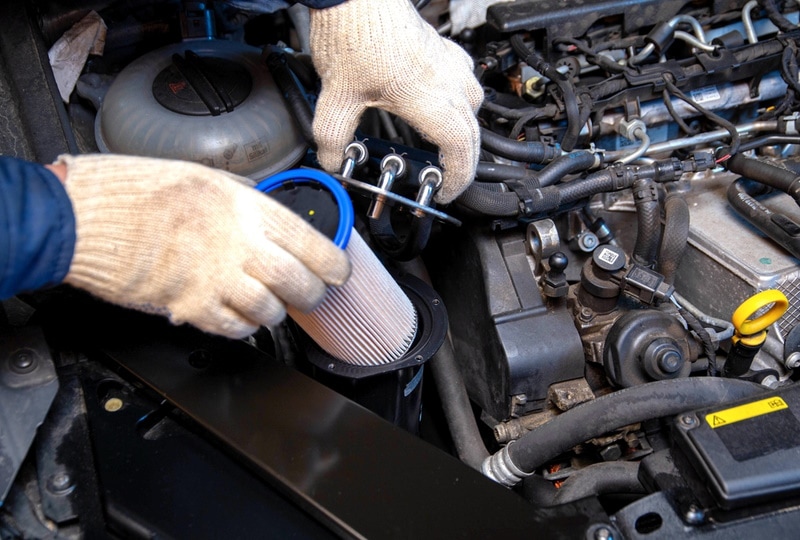 replacing fuel filter