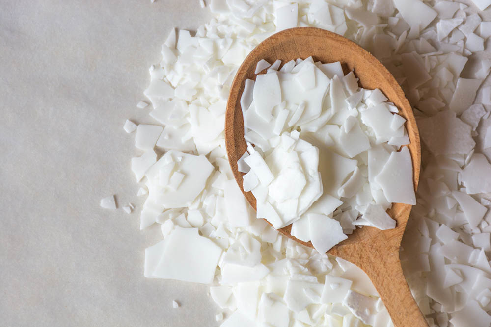 Ingredient in making candles_Nataliia Trytenichenko_Shutterstock
