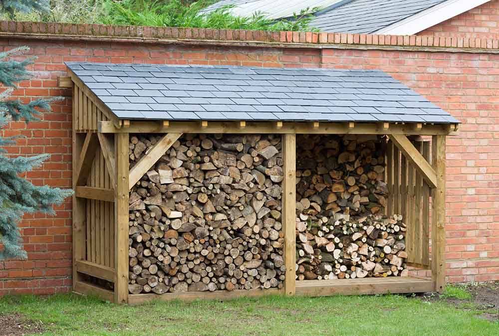 Lean-To wood shed, large log store filled with firewood