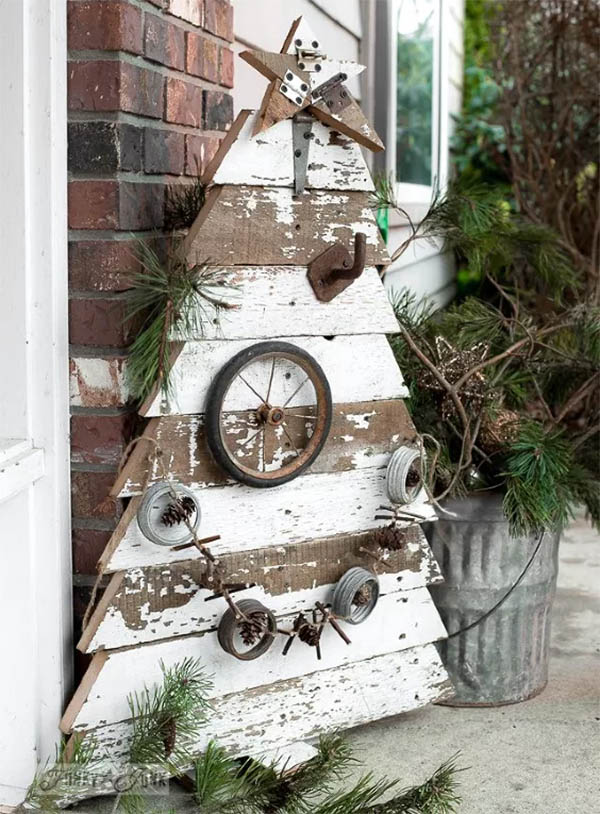 Old Fence Christmas Tree