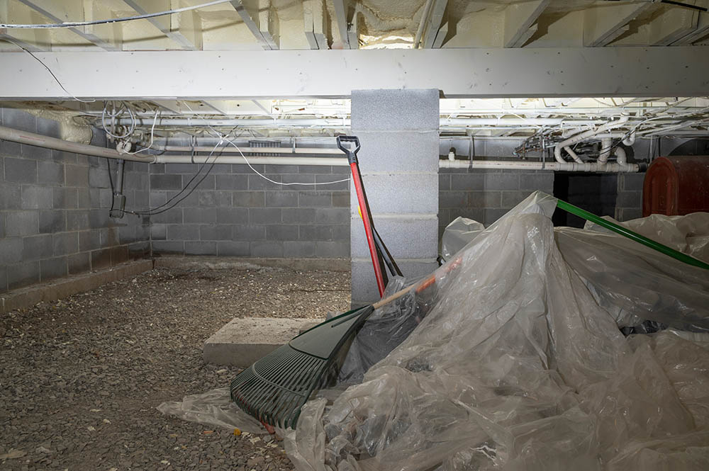 basement crawl space
