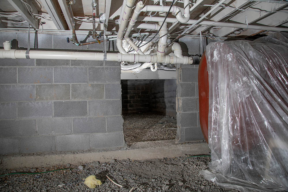 crawl space basement