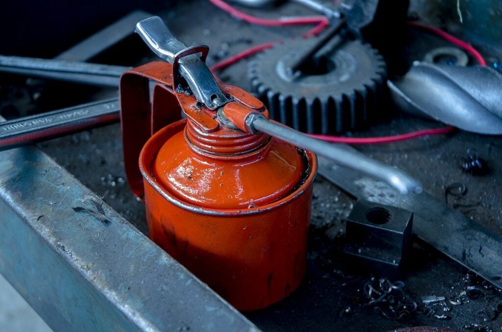 machine oil oiling