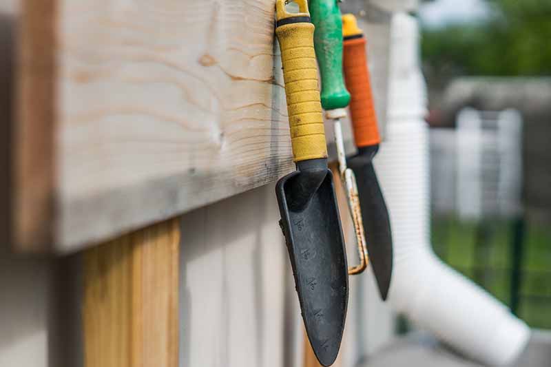 Fiber glass trowel