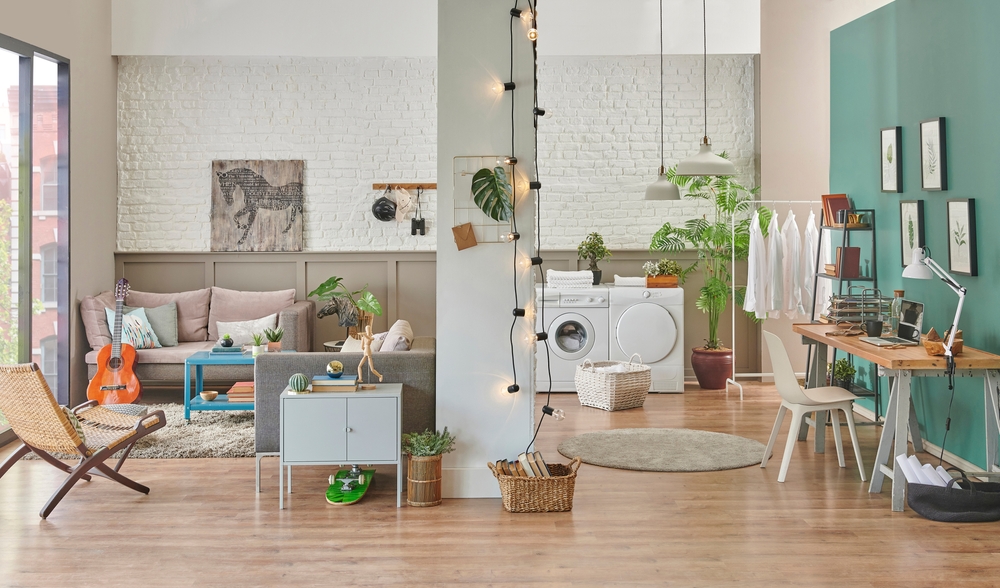 Room with divider