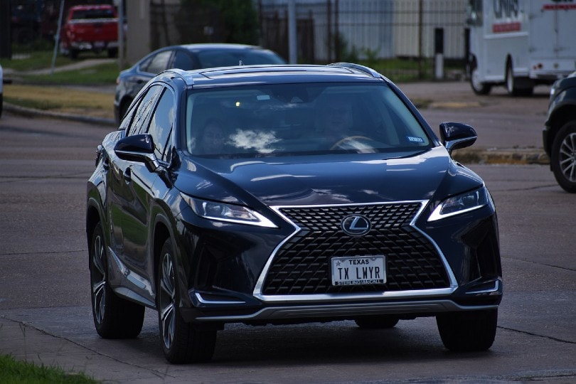 a black lexus SUV