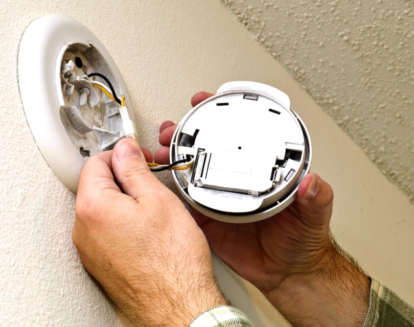 smoke alarm installation