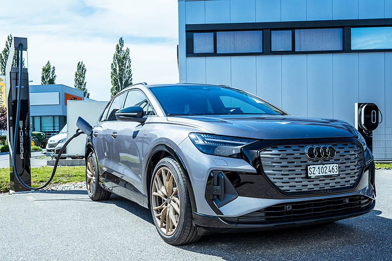 Audi Q4 e-tron charging