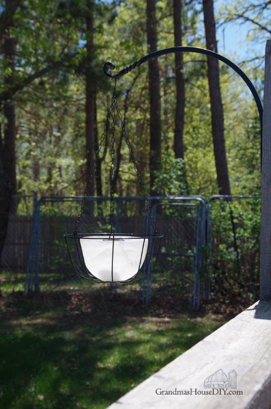 DIY hanging solar light