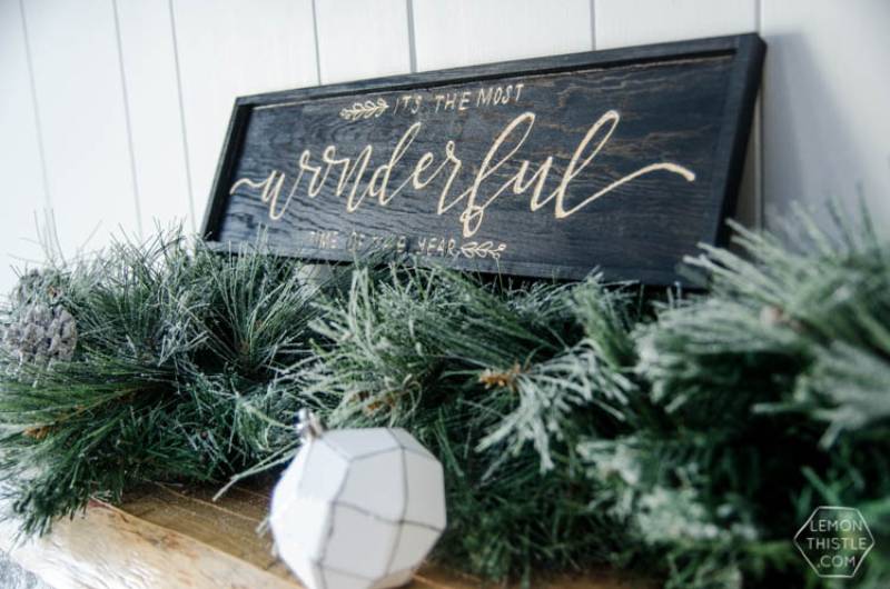 DIY modern wood holiday sign