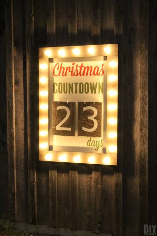 DIY outdoor christmas countdown marquee sign