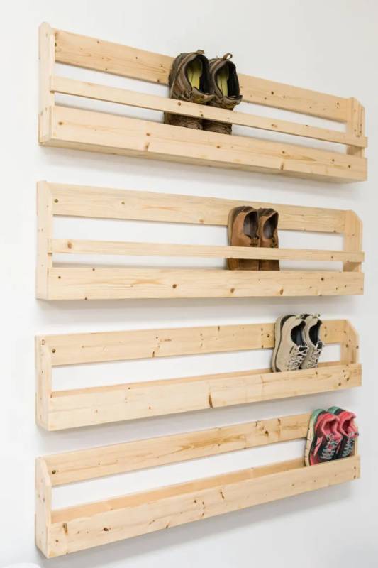 DIY wooden shoe rack