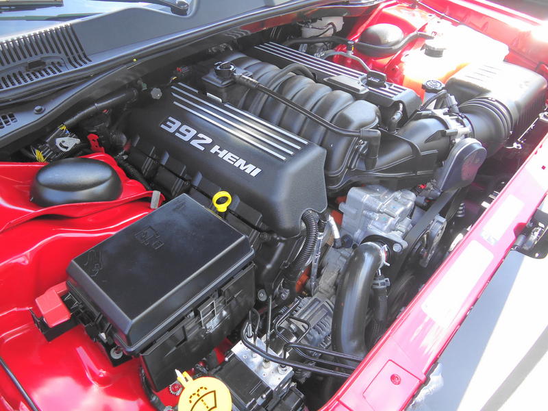Dodge Challenger Engine