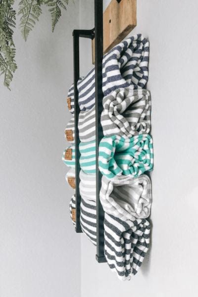 INNOVATIVE TOWEL STORAGE FOR SMALL BATHROOM FOR UNDER $20