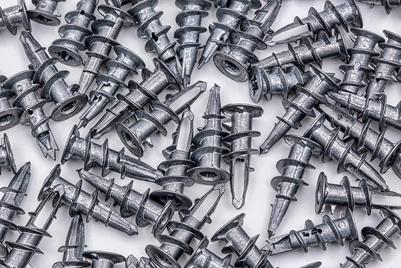 Self drilling drywall anchors
