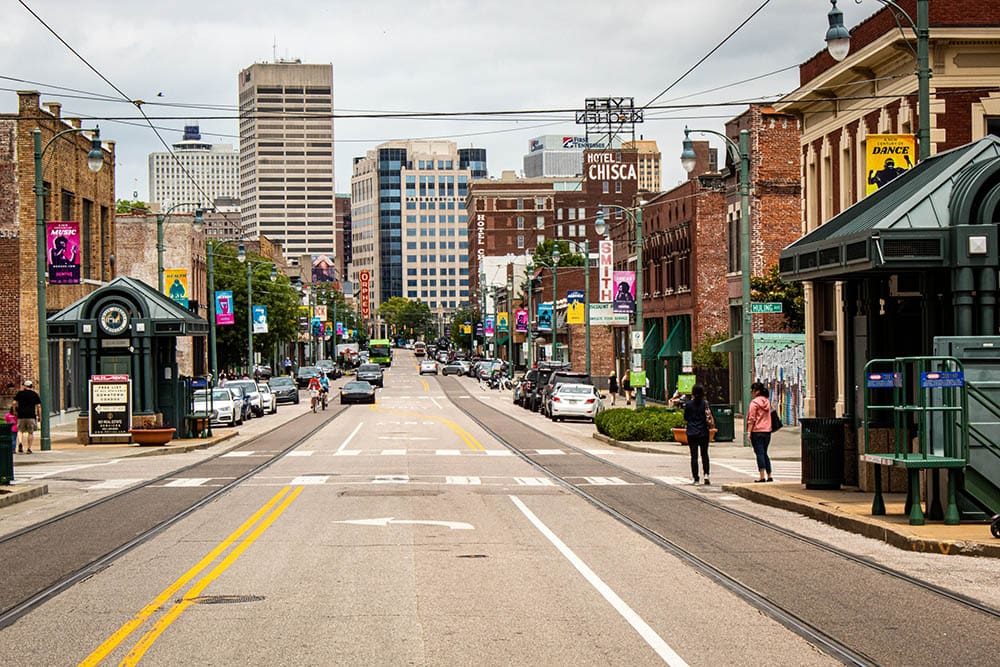 a view of downtown memphis tn