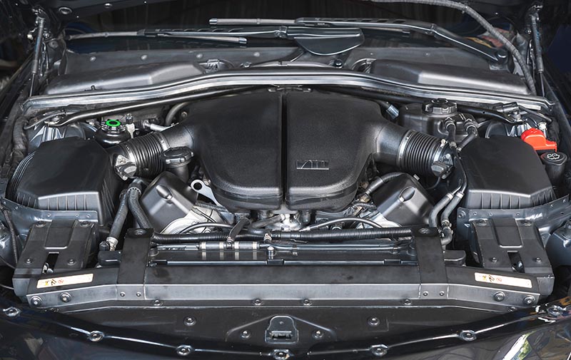 naturally aspirated V10 engine
