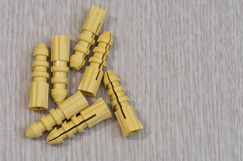 plastic expansion drywall anchors