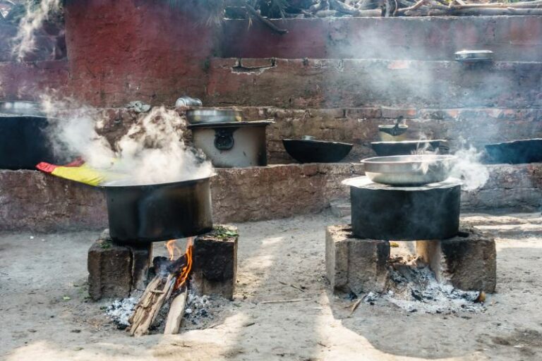 Who Invented the Kitchen Stove & When? (History of the Stove) | Home Grail