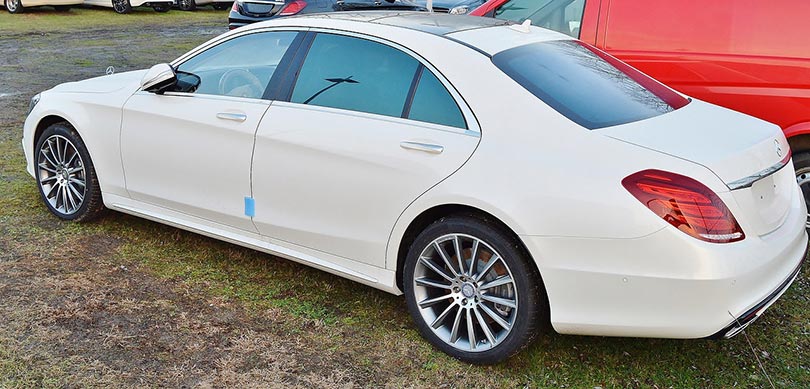 white mercedes benz daimler car