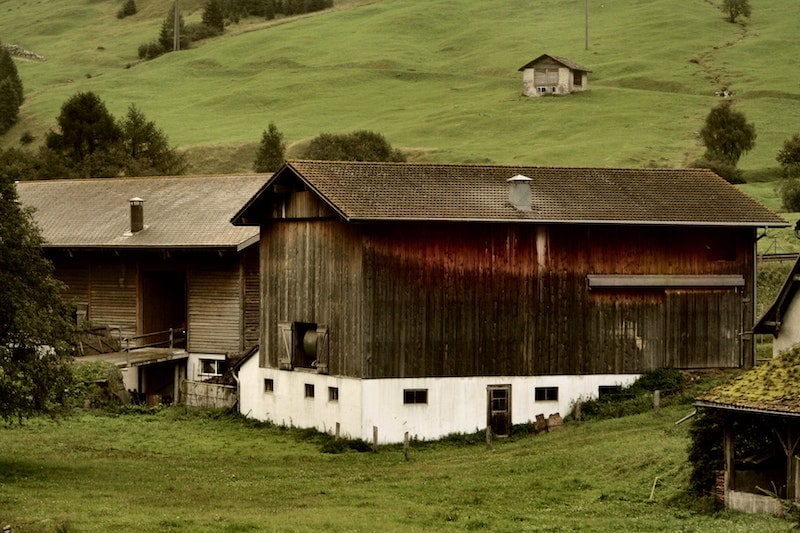 Barn