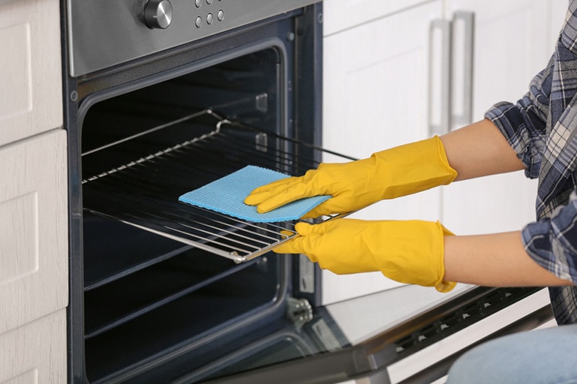 Cleaning Oven Racks