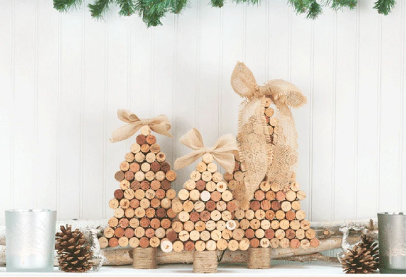 DIY Ultimate Cork Christmas Tree