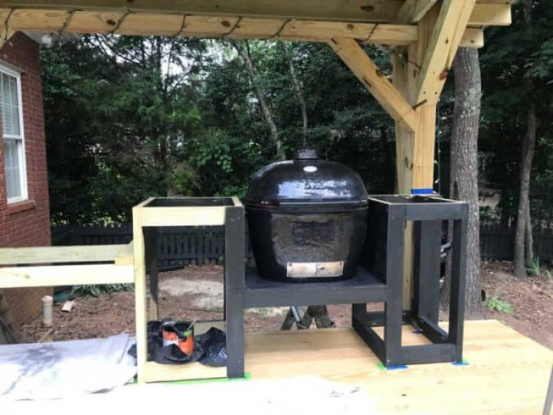 DIY Outdoor Kitchen 