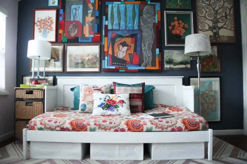 DIY door daybed
