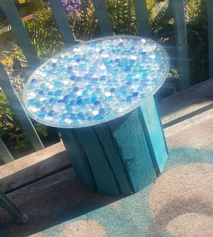 DIY five gallon bucket patio table