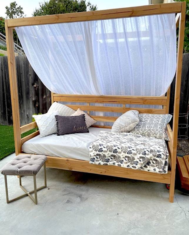 DIY outdoor daybed with canopy