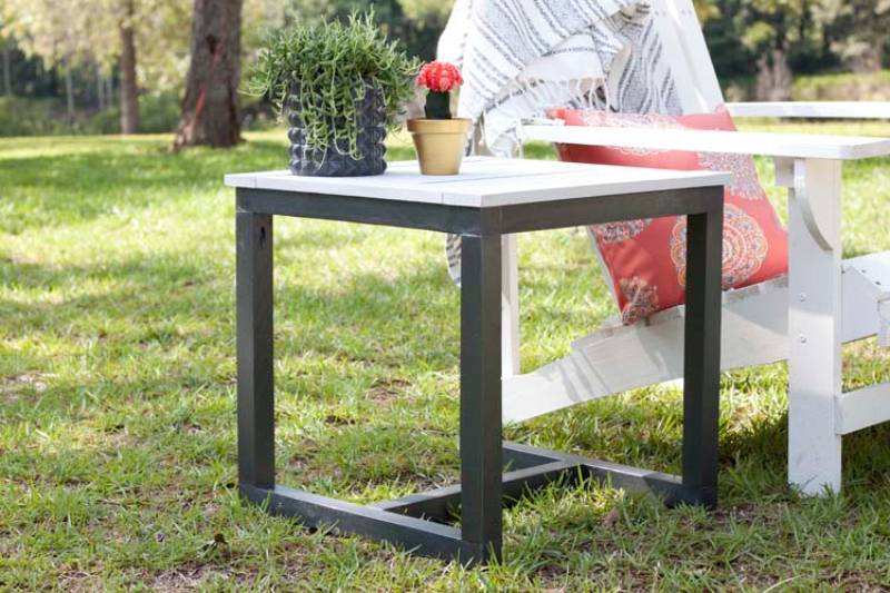 DIY outdoor side table