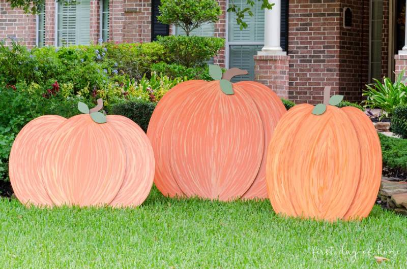 DIY wooden pumpkins