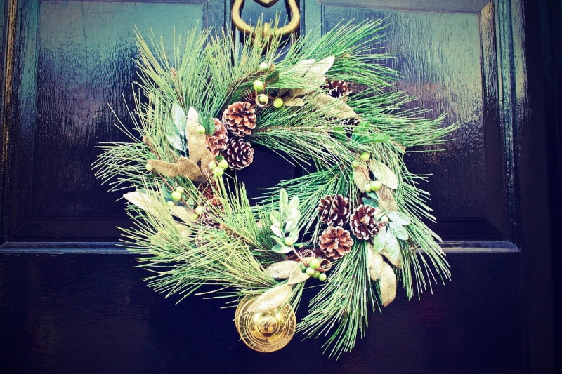 Garland placed on front door