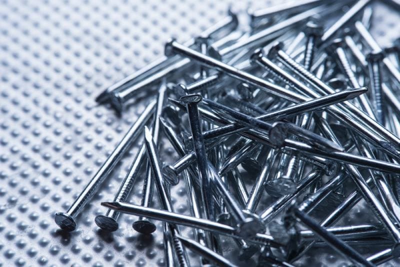 Nail pile, masonry nail, concrete nail
