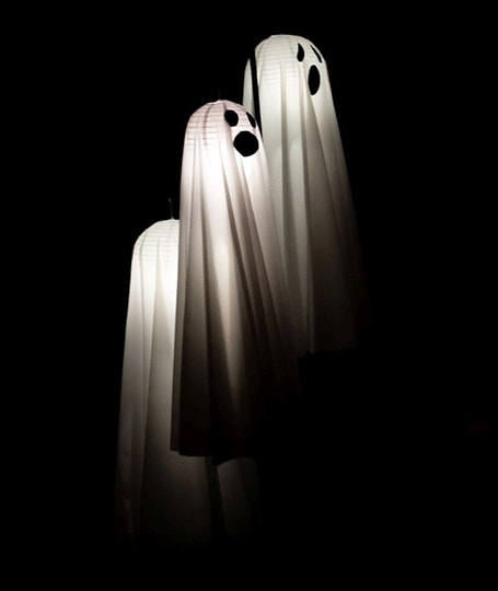 diy lighted hanging ghosts