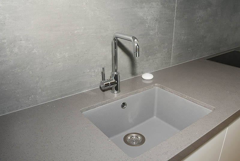 enameled cast iron kitchen sink