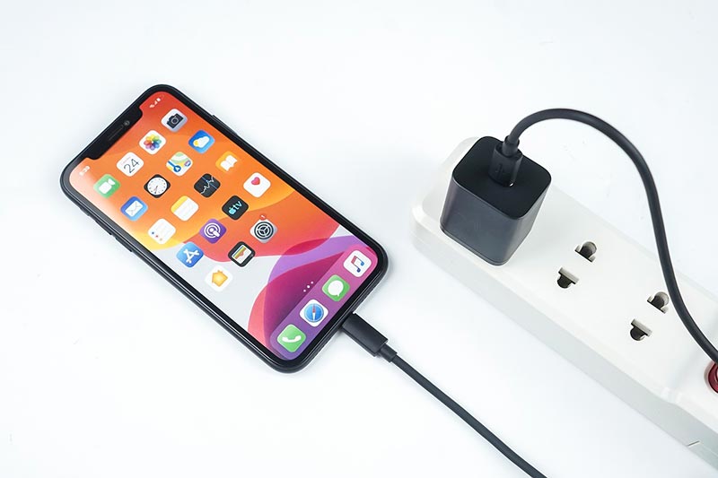 iphone charging