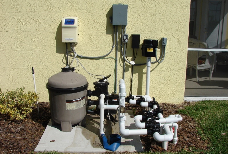 pool pump and filter