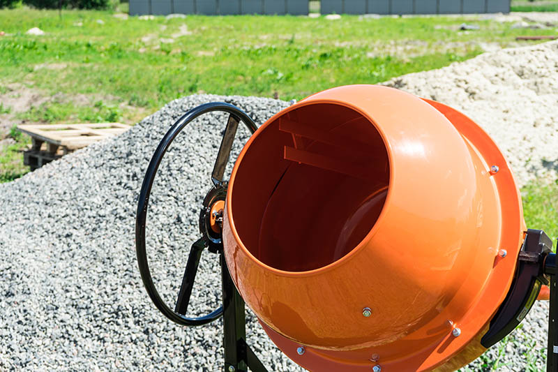 tilting cement mixer