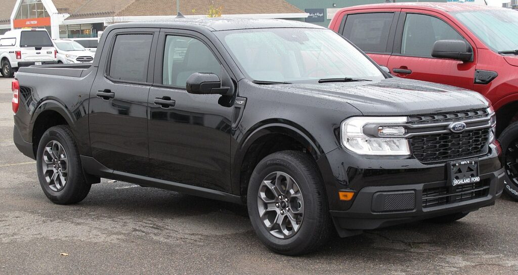 2022 Ford Maverick XLT AWD, Front Right