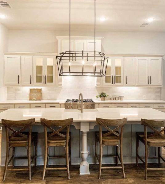 BREATHTAKING KITCHEN ISLAND LIGHTING IDEAS YOU’LL IMMEDIATELY WANT1