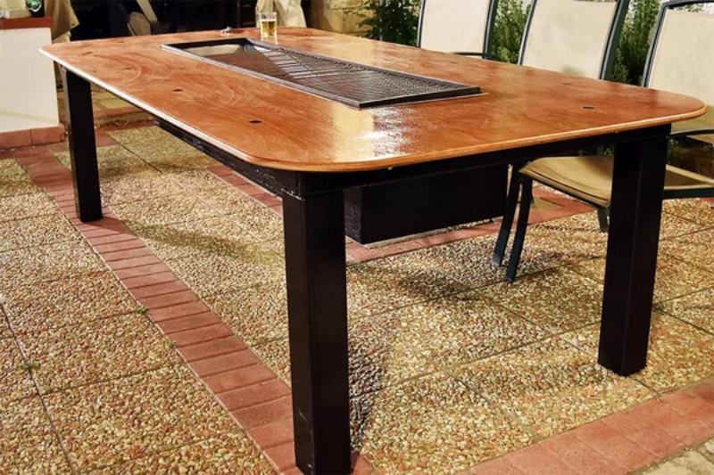 DIY Barbecue Table