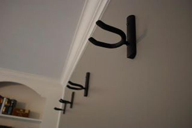 DIY wall guitar mount