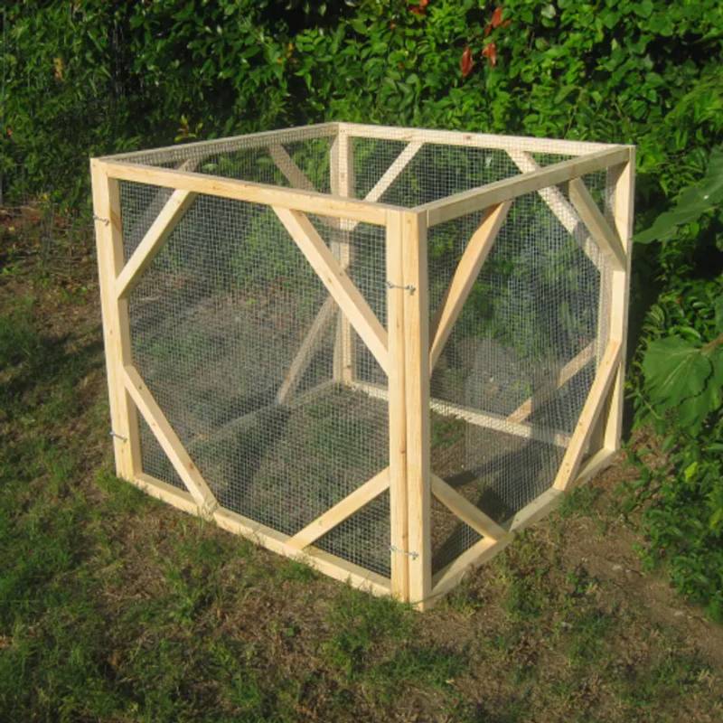 DIY compost bin