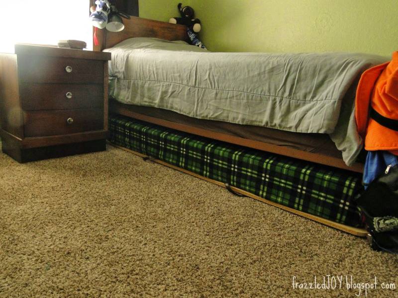 DIY trundle bed
