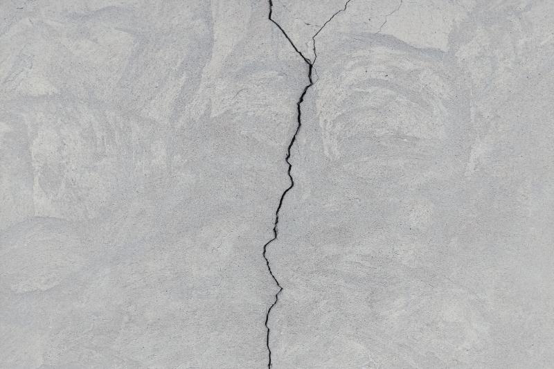 Diagonal Cracks concrete surface