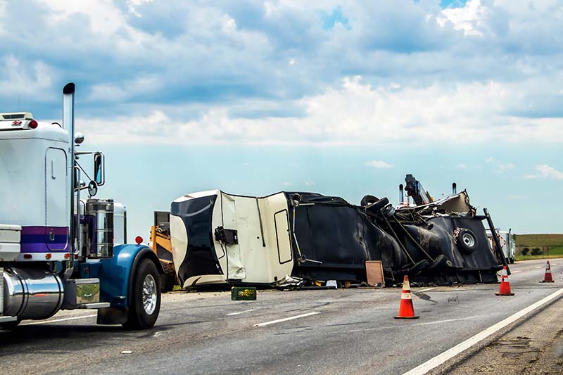 Fifth wheel RV overturned on highway