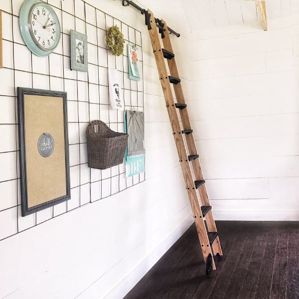 HOW TO BUILD A LIBRARY LADDER