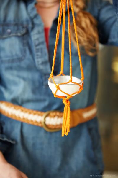HOW TO- DIY MINI MACRAMÉ PLANT HANGERS